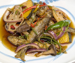 小鮎と夏野菜の南蛮漬け