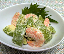 アボカドとエビのワサビマヨネーズ